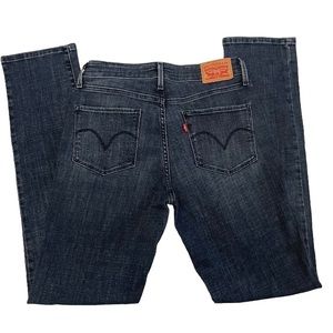 Levi’s women’s blue mid rise skinny jeans, Size 28